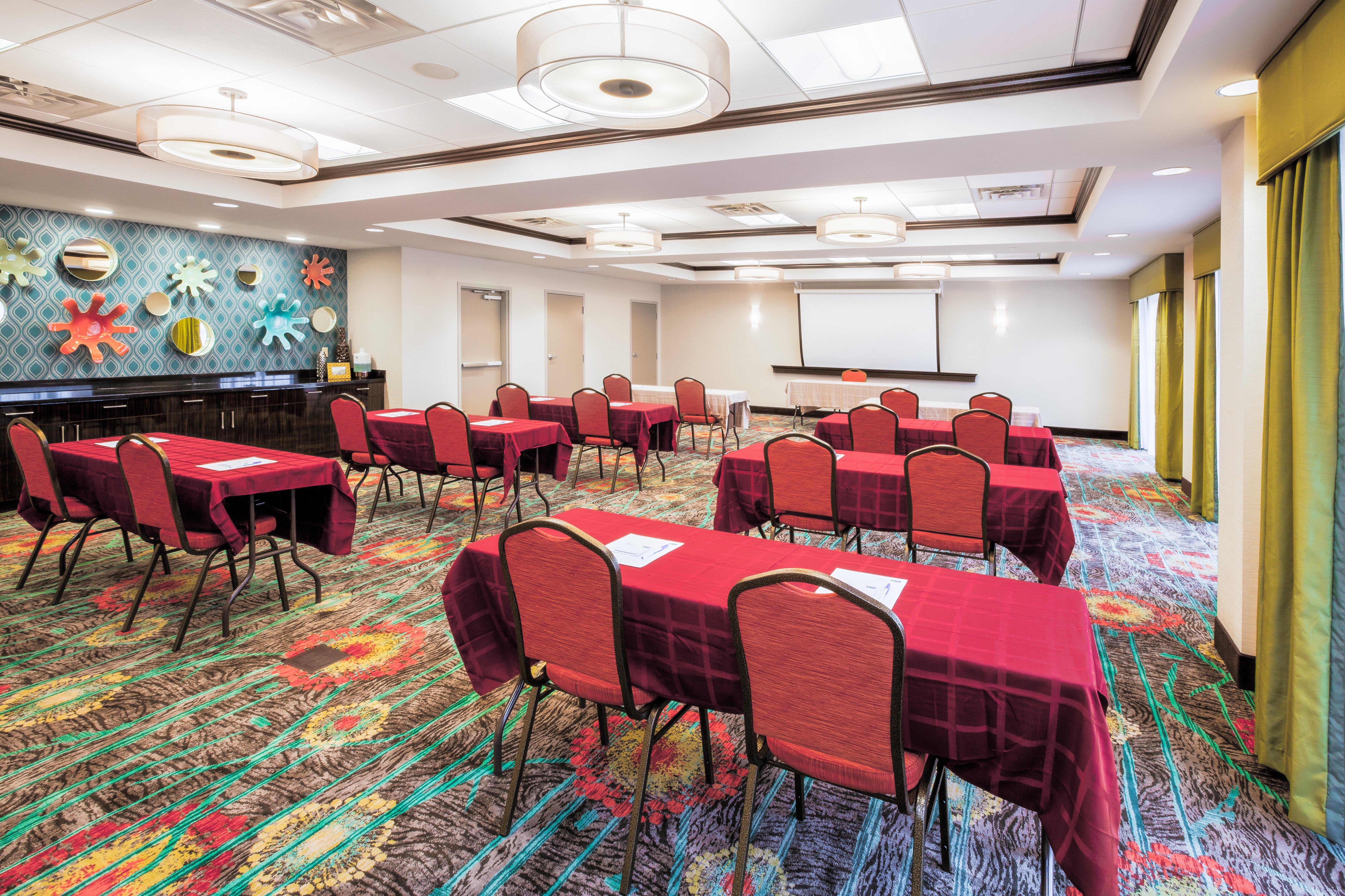 Holiday Inn Express & Suites Eureka By Ihg Exteriör bild
